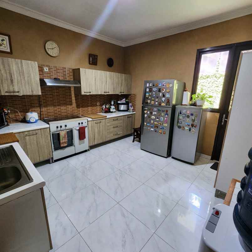 jual rumah cluster cantik pejaten timur