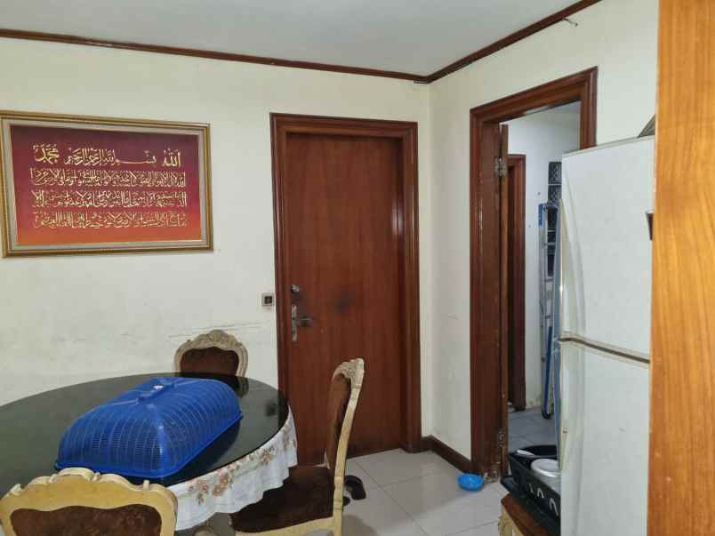 jual rumah di jalan cempaka putih raya jakarta pusat