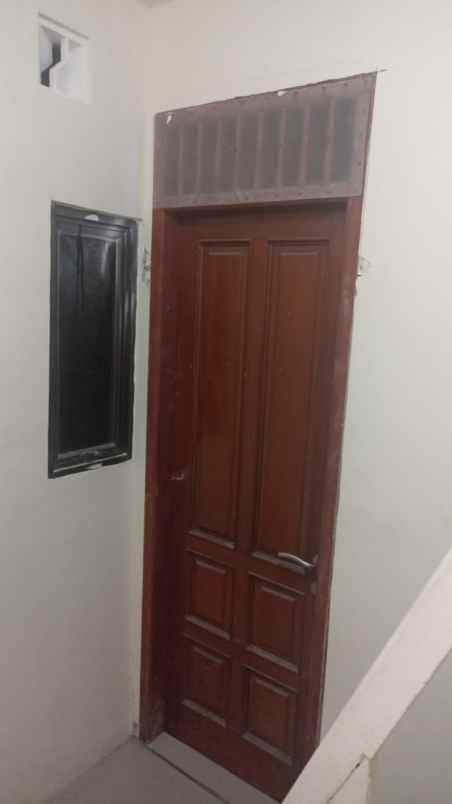 jual rumah griya kenanga cipondoh