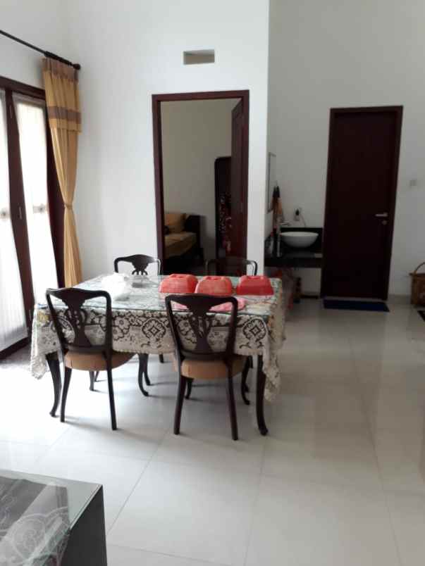 jual rumah mewah dan exlusive di graha kencana malang