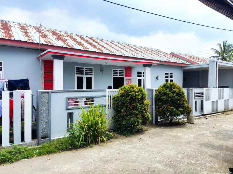 jual rumah nyaman asri over kredit 165jt cash 280jt