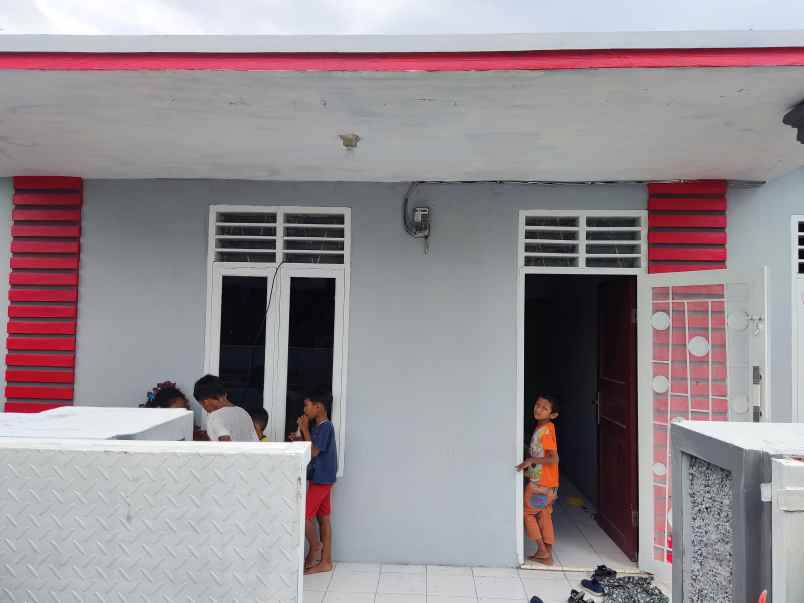 jual rumah nyaman asri over kredit 165jt cash 280jt