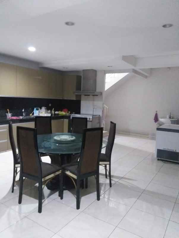 jual rumah pluit 3 lantai