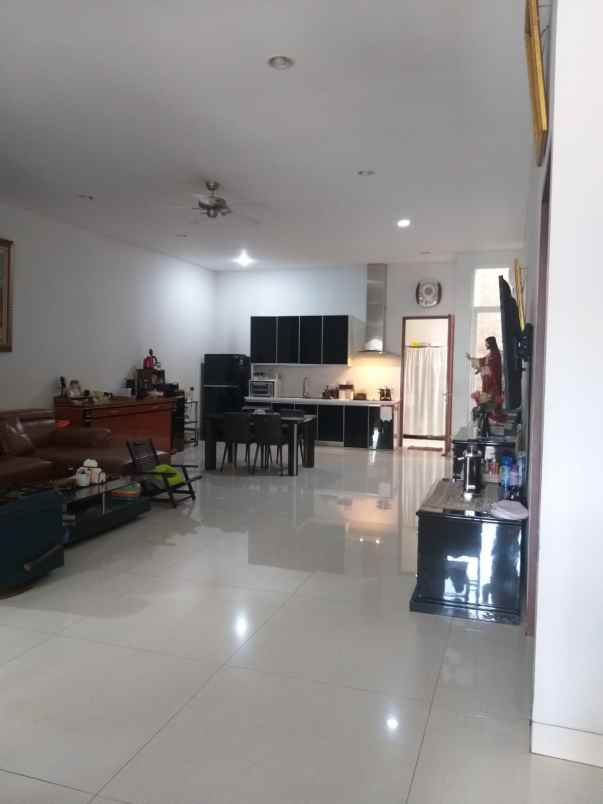 jual rumah pluit 3 lantai