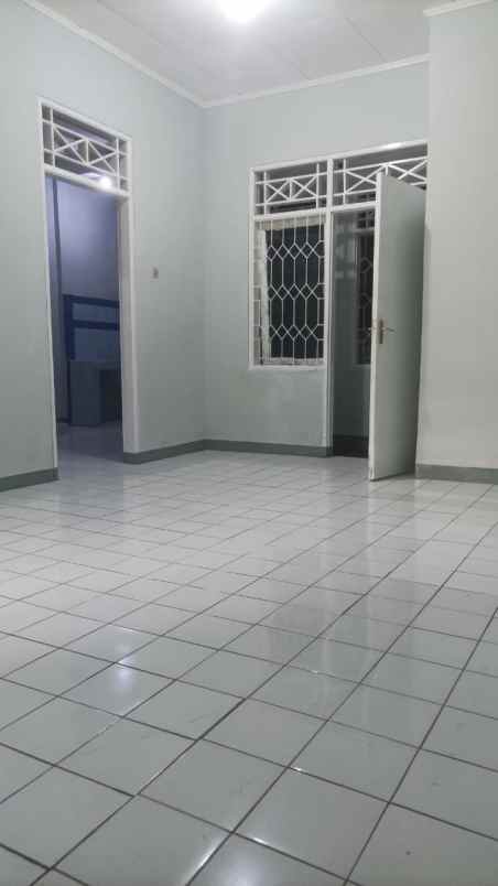 jual rumah renovasi di perum alinda kaliabang bekasi