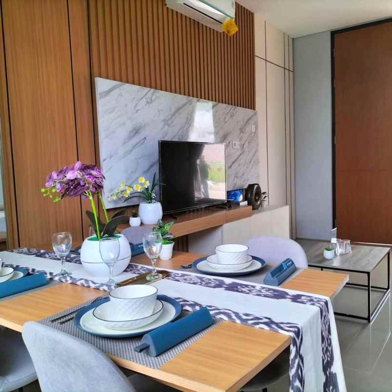 neville residence nempel kawasan bintaro