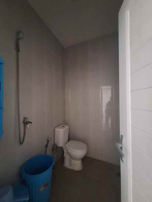 oper kredit rumah 90jt di the oso merr surabaya