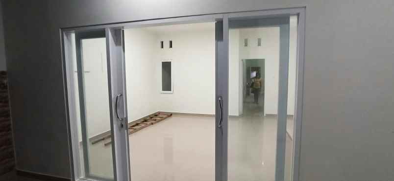 r residence unit a6 jl h sulaeman sawangan