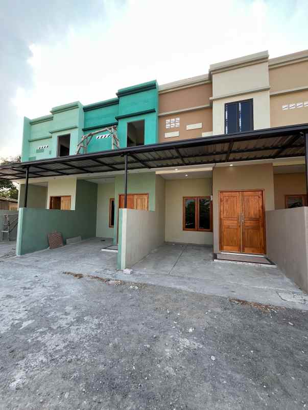 rumah 2 lantai harga 1 lantai