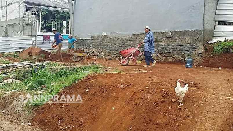 rumah 2 lantai harga terjangkau dekat stasiun lama