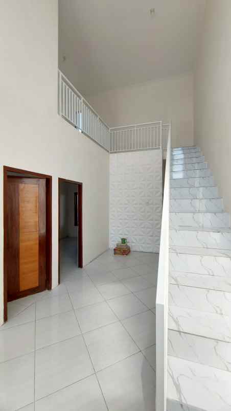 rumah 2 lantai murah di pedurungan semarang