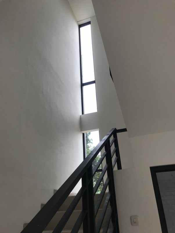 rumah 2lt minimalist modern di ciangsana cibubur