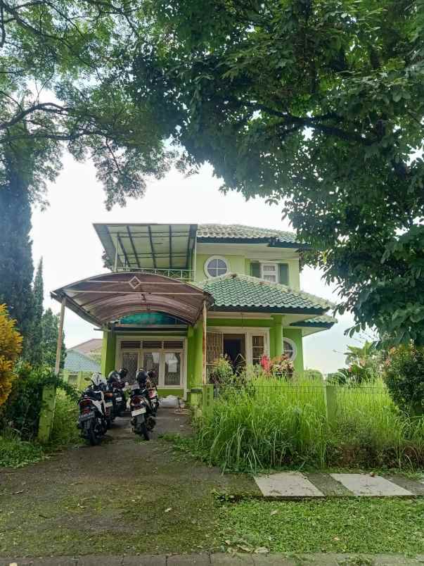 rumah adem tempat healing dekat cipanas puncak