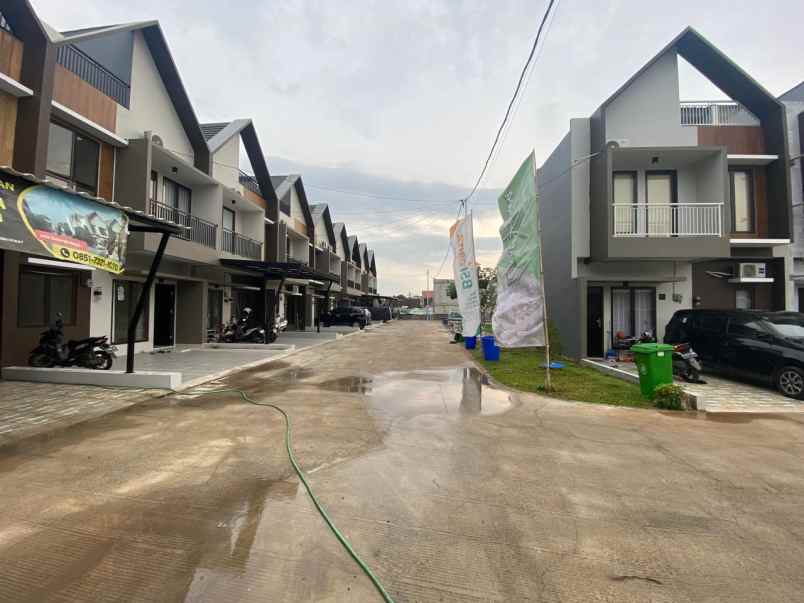 rumah baru 2 lantai dengan rooftop di jatiasih bekasi