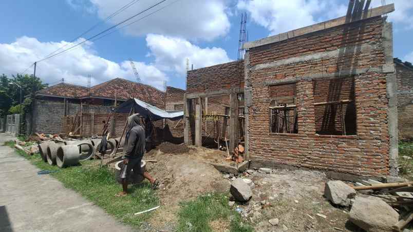 rumah baru 6 menit ke candi prambanan sleman