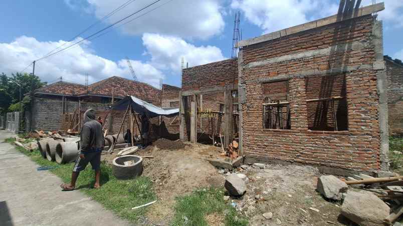 rumah baru 6 menit ke candi prambanan sleman