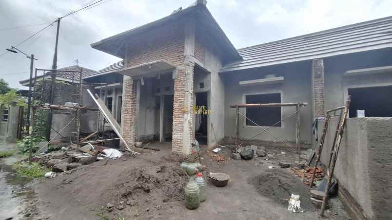 rumah baru 6 menit ke candi prambanan sleman