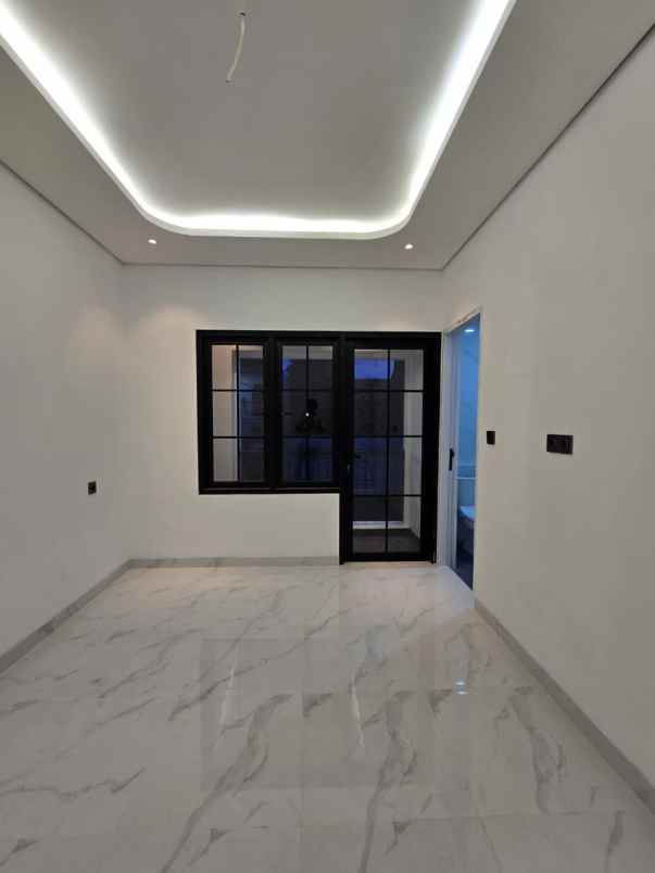 rumah baru dalam komplek di pondok bambu