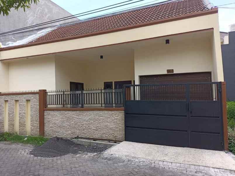 rumah baru mulyosari satu row jalan 2 5 mobil paving