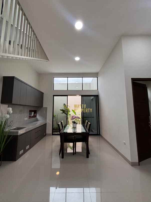 rumah baru siap huni di condongcatur sleman