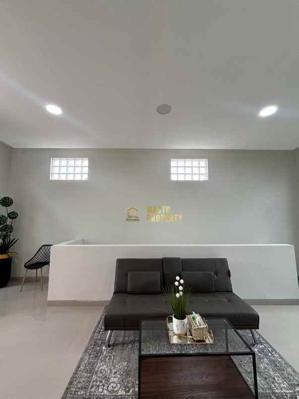 rumah baru siap huni di condongcatur sleman