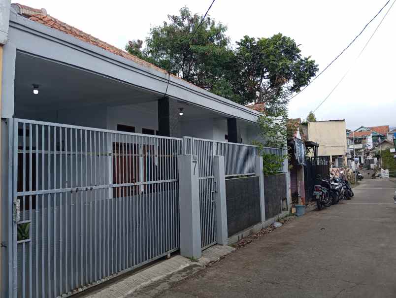 rumah bobojong cipageran 2 menit smpn 5 cimahi