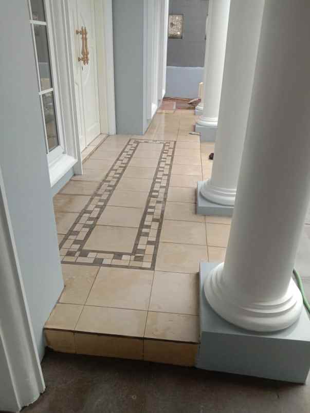 rumah boulevard kota wisata barcelona cibubur cibubur