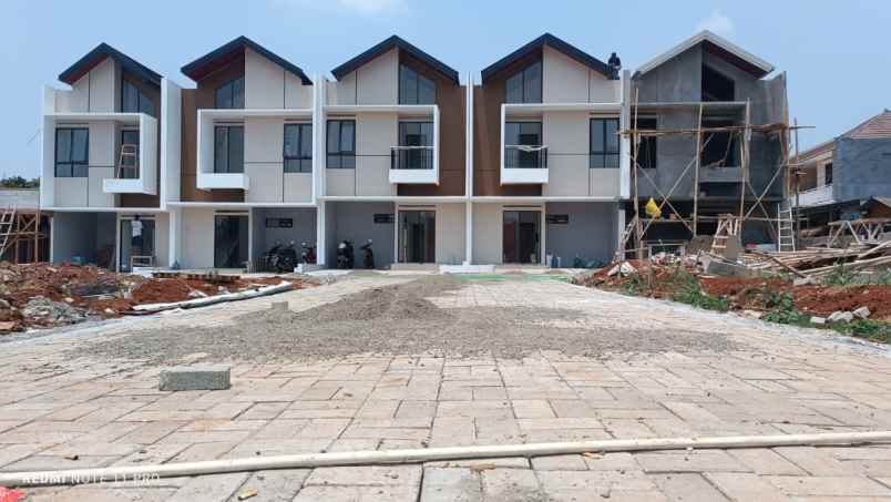 rumah cantik 2 lantai pocis setu tangerang selatan