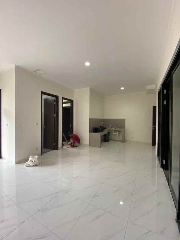 rumah cantik cluster flavio suvarna sutera tangerang