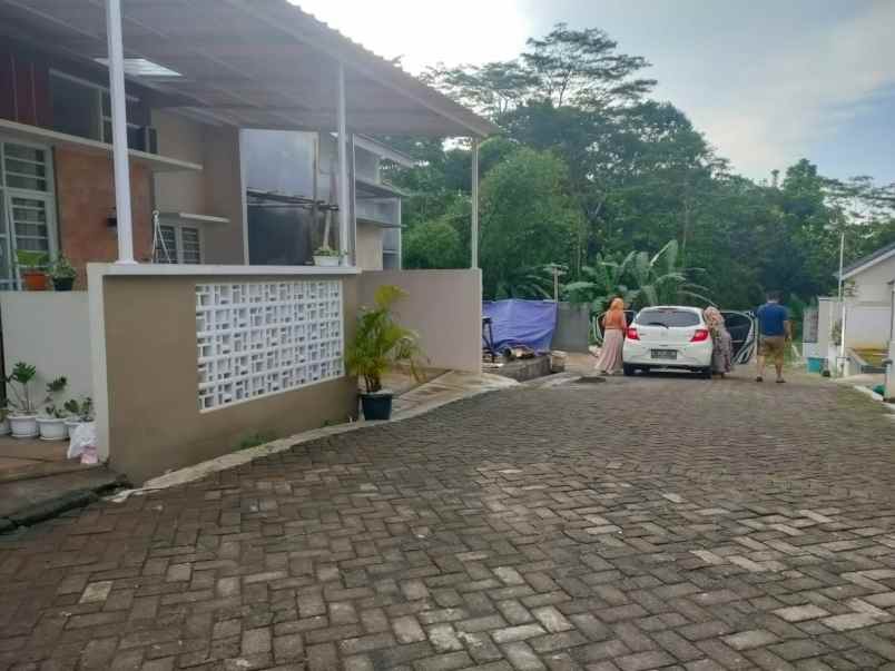 rumah cantik desain modern minimalis siap huni