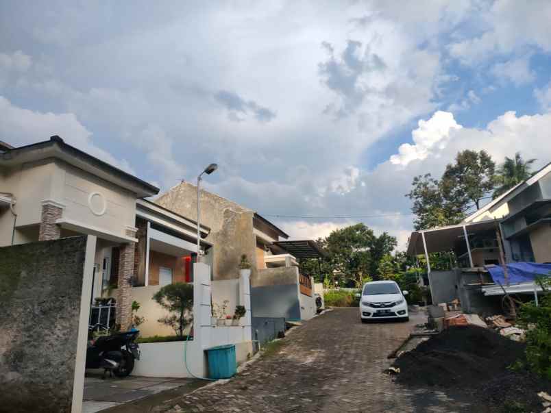 rumah cantik desain modern minimalis siap huni