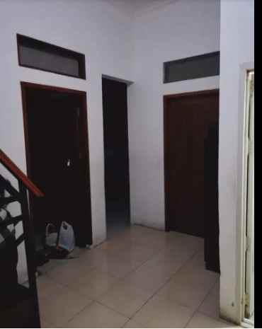 rumah di pondok ungu permai 2 lantai siap huni c0572