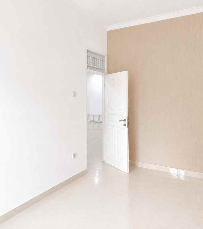 rumah dijual bintaro sektor 3 lt 176 cuma 2 8 m