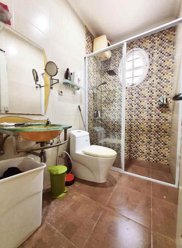 rumah dijual cepat di kencana loka ciater bsd tangsel