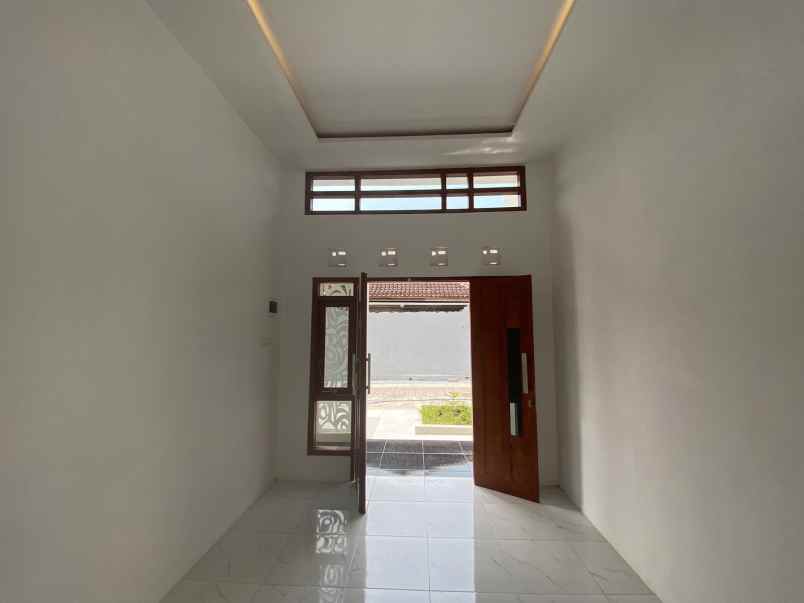 rumah dijual design modern dekat pasar wedi klaten