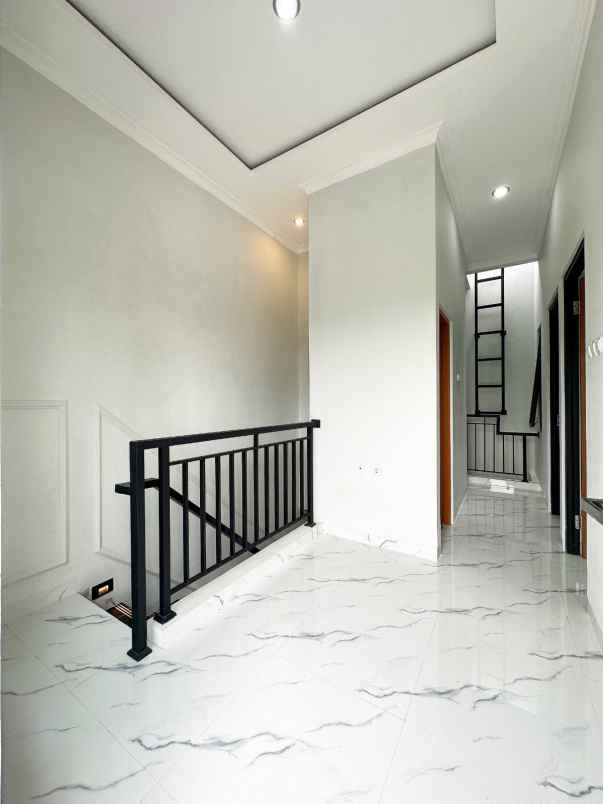 rumah dijual siap huni di cipayung jakarta timur