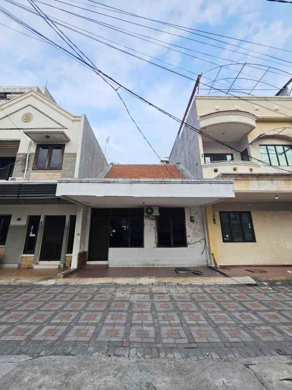 rumah gembong kapasan strategis one gate system