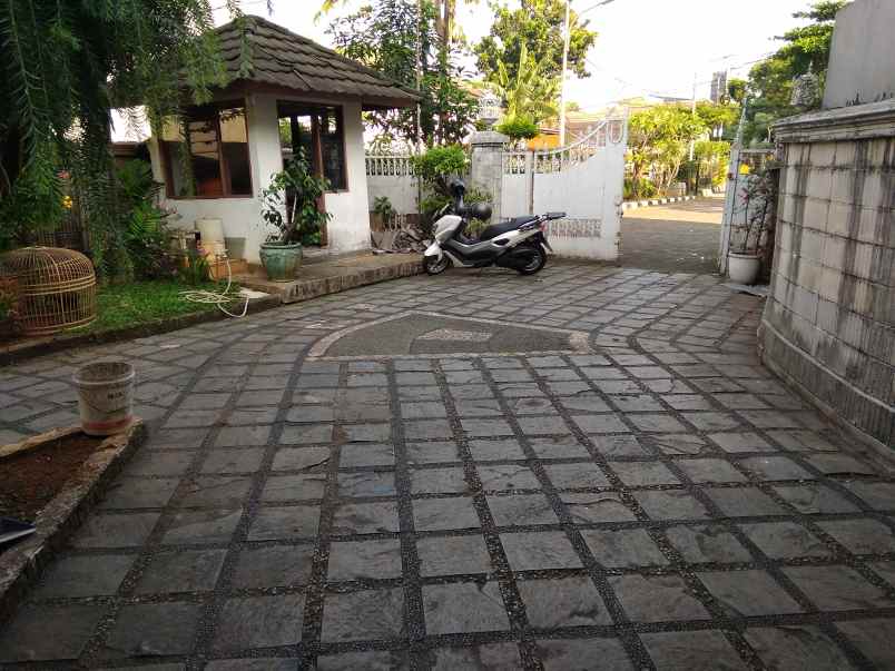 rumah hang lekiu lokasi bagus sekali