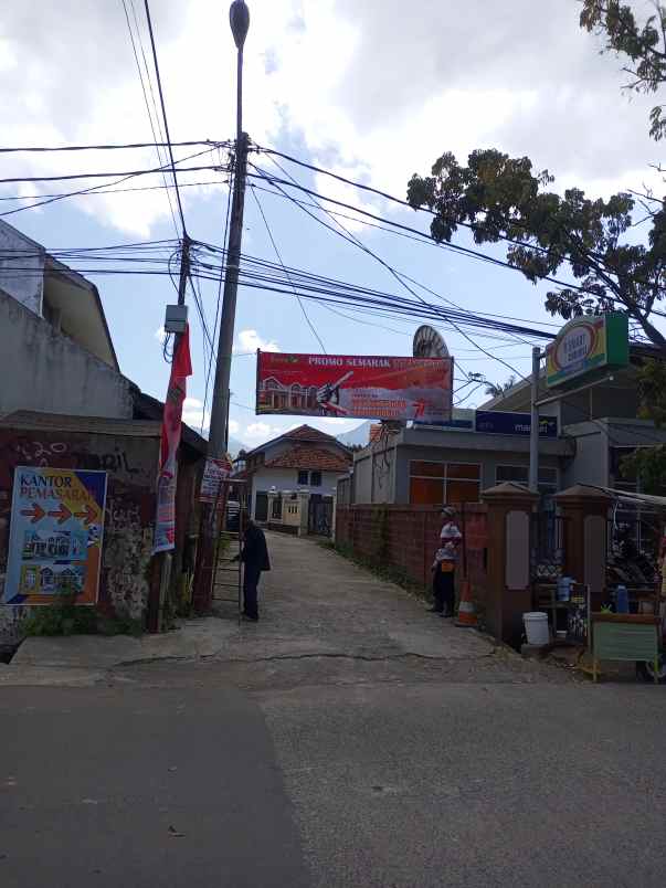 rumah jl adam sa ad triyagan