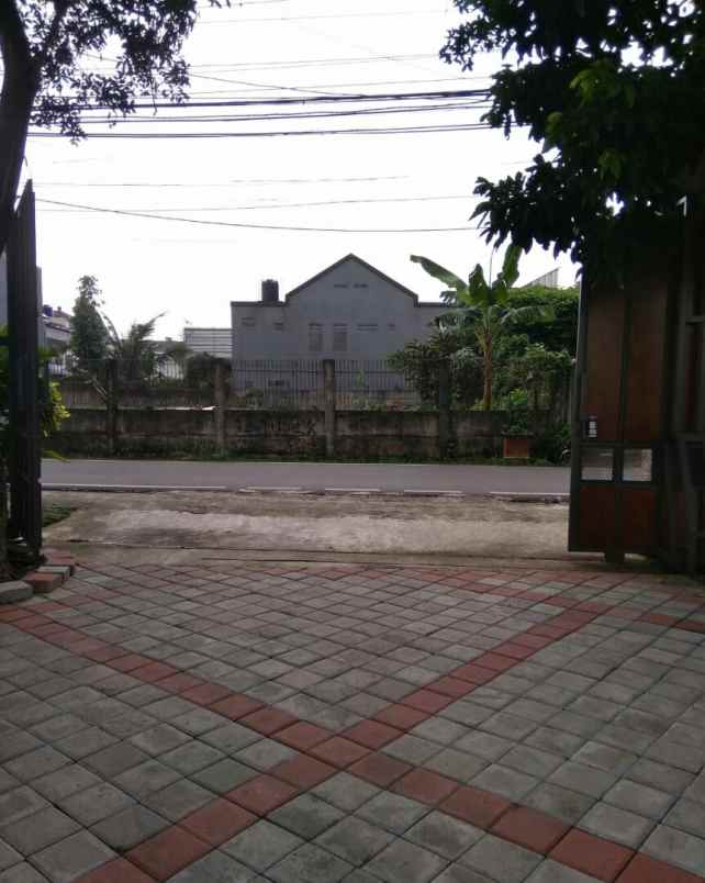 rumah jl cipayung raya jakarta timur