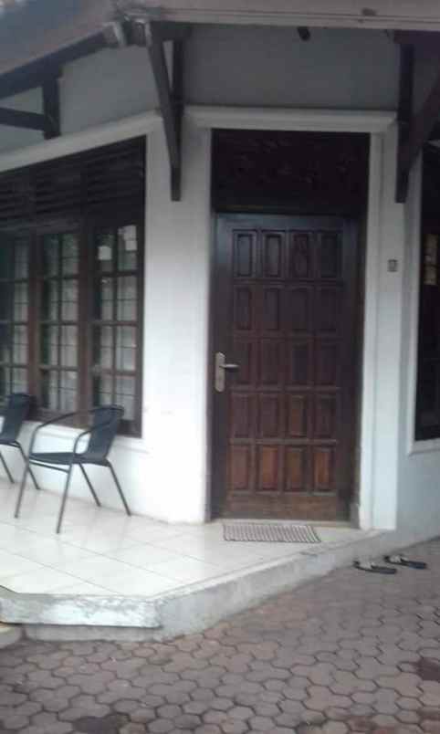 rumah jl h samali raya pejaten