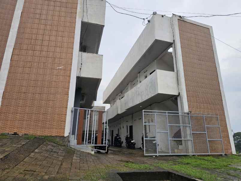 rumah jl panyileukan kota bandung