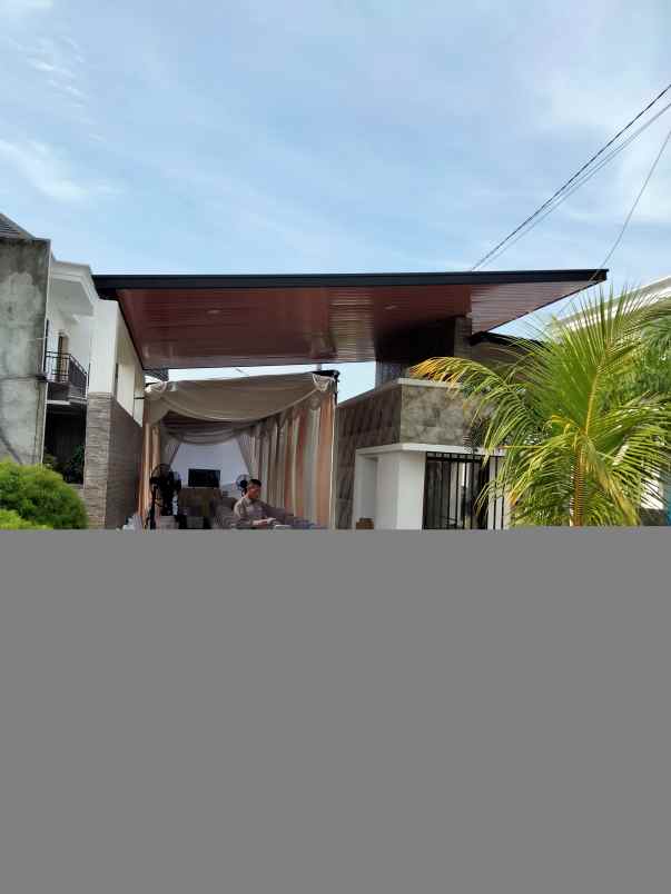 rumah jl raya kaliabang tengah