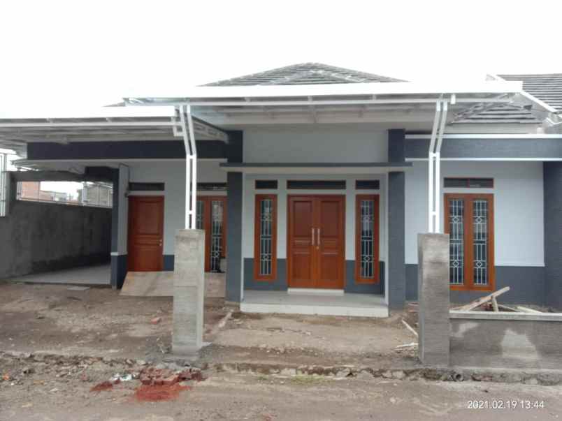 rumah jl sangkanhurip kec