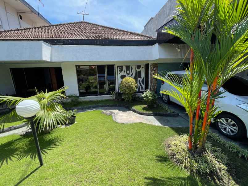 rumah kupang indah ada kolam rennag surabaya barat