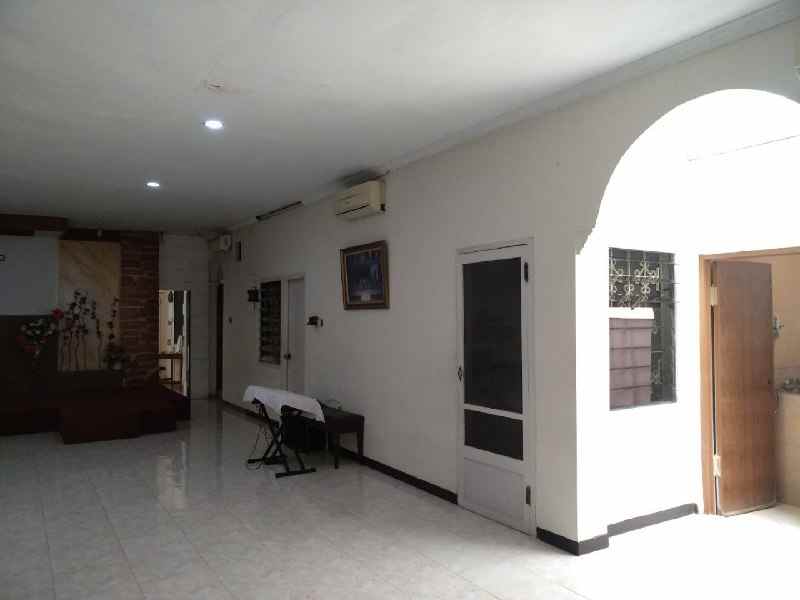 rumah kupang indah strategis