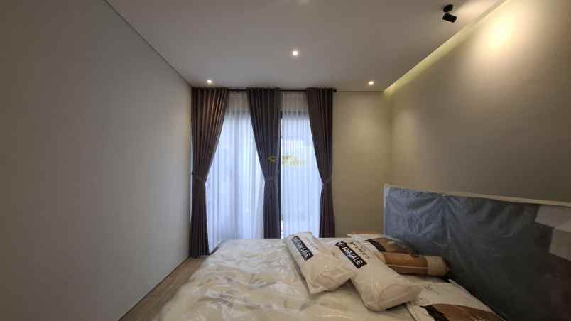 rumah luas siap huni di kalasan free pagar dan kanopi