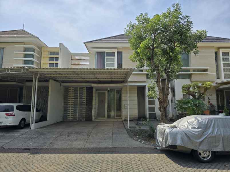 rumah malibu beach minimalis