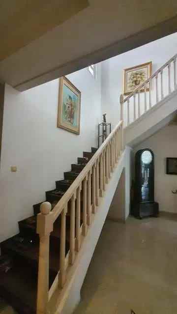 rumah megah di taman bougenvile caman raya jatibening