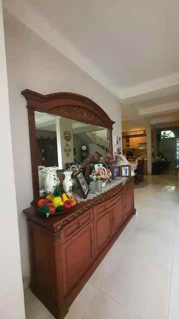 rumah megah di taman bougenvile caman raya jatibening